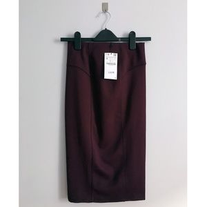 NWT ZARA pencil skirt | fitted high waist wine